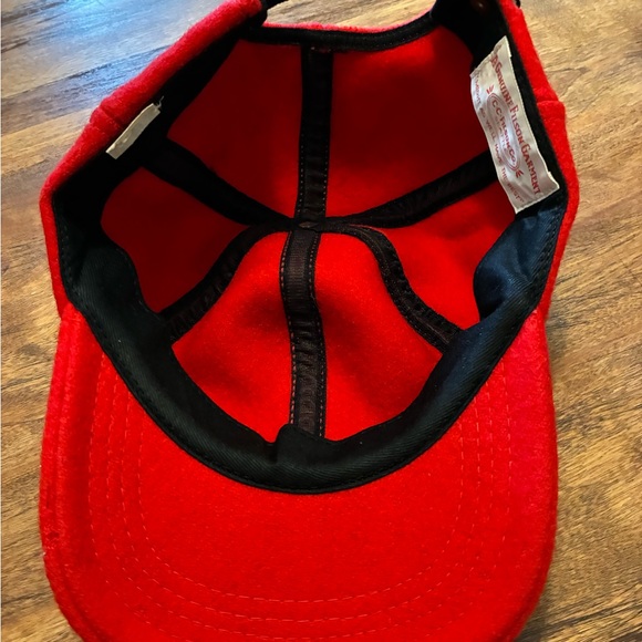 Filson Red Wool Cap - Picture 4 of 5